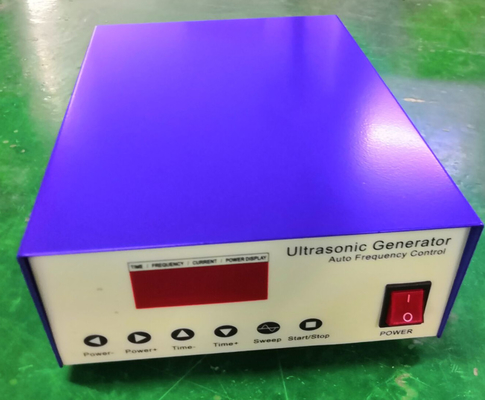 20 Khz Kontrol Digital Pembersihan Generator Frekuensi Ultrasonik
